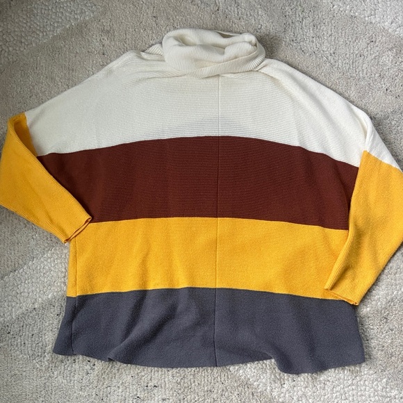 ✨5 for $15✨ Colorblock Turtleneck Sweater - Cream, Brown, Yellow, Gray - Picture 6 of 7